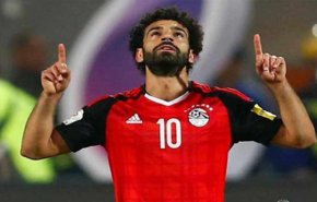 معلومات مثيرة بشأن محمد صلاح على لسان والده