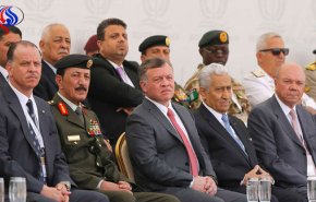 روسيا تعرض باقة من أحدث أسلحتها في عمان