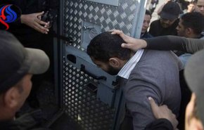 العفو الدولية: مصر تعرّض السجناء السياسيين للحبس الانفرادي