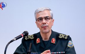 اللواء باقري يهنئ نظرائه في البلدان الاسلامية بمناسبة عيد الفطر