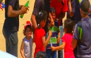 شاهد..كاميرا العالم ترصد استهداف اطفال فلسطينيين قرب الحدود 