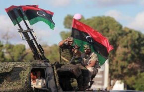 اندلاع اشتباكات عنيفة في شرق ليبيا