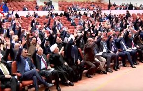 برلمان العراق يدعو لإلغاء نتائج الخارج وفرز يدوي محدود