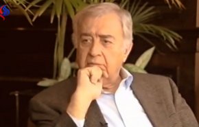بالفيديو.. نجل مصطفى العقاد يعيد إحياء 