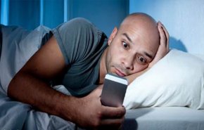 كيف تؤثر الأجهزة الذكية على النوم؟