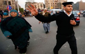 رجل مصري يقتل زوجته لرفضها إعداد وجبة السحور له!!

