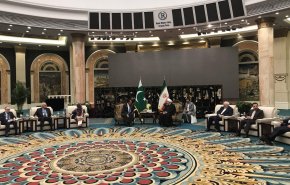 روحاني: ايران مصدر موثوق لتوفير الطاقة لباكستان