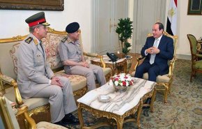 تغییر وزيري الدفاع والداخلية في الحكومة المصرية الجديدة