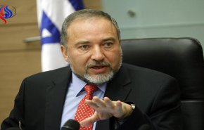 ليبرمان يُهدد بالعودة لـ سياسة 