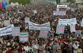 فيديو؛ شاهد الحشود الشعبية الهائلة في الحديدة لمواجهة العدوان