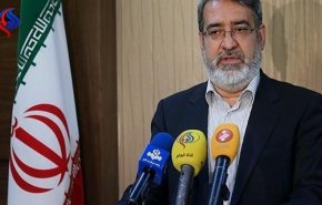 وزير الداخلية الايراني: انتاج 10 آلاف طن من الافيون في افغانستان يشكل خطرا على بلادنا