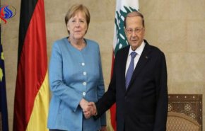 عون يطالب ميركل بدعم موقف لبنان لعودة النازحين السوريين