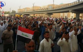 مظاهرات في النجف الاشرف وذي قار بسبب نقص الخدمات