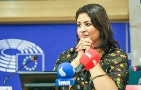بلجيكيا توقف إعلامية مغربية بتهمة 