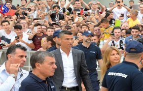 بالفيديو والصور.. استقبال حاشد لرونالدو في ناديه الجديد