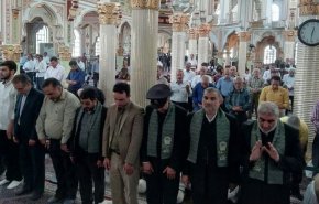 مشاركة سنية شيعية في صلاة جمعة مدينة كرمانشاه دعوة الى الوحدة