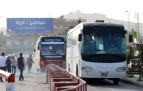دفعة جديدة من نازحي سوريا في لبنان يعودون الى بلادهم (فيديو)