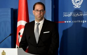 رئيس الوزراء التونسي يرفض دعوة رئيس البلاد للتنحي
