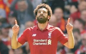 جماهير ليفربول تمنع محمد صلاح من مغادرة ملعب مباراة مانشستر سيتى