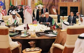 في أكتوبر.. قمّة مرتقبة لحلّ الأزمة الخليجية