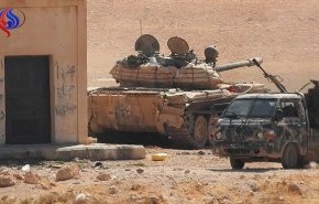 الجيش السوري يبدأ قصفا كثيفا من ريف اللاذقية باتجاه تجمعات مسلحي إدلب