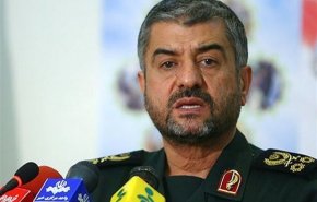 رد صارم للحرس الثوري على رغبة ترامب للتفاوض مع ايران