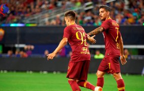 روما يقلب الطاولة على برشلونة ويتغلب عليه 4-2