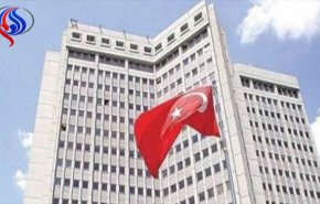 اليونان تنقل إرهابيًا إلى سجن مفتوح، وتركيا تعترض بشدة!
