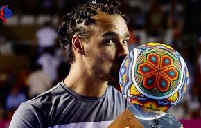 لقب أول للإيطالي فونييني على الملاعب الصلبة