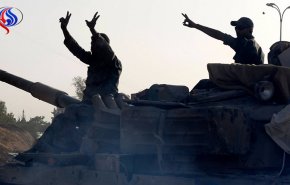 الجيش السوري يقصف مواقع لـ