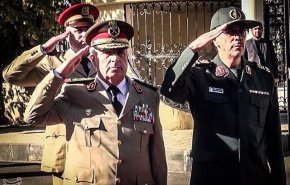 اللواء باقري يهاتف وزير الدفاع السوري..عما تحدث الجانبان؟ 