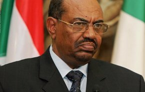 هل حل الحكومة هو المخرج من أزمة السودان؟