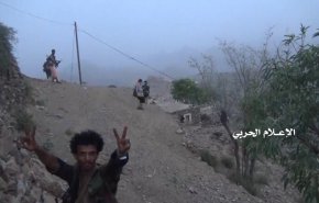 كسر زحف للمنافقين وتدمير مدرعة وآلية في القبيطة بلحج
