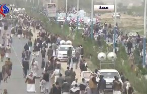 شاهد.. توافد اليمنيين لتشييع شهداء مجزرة ضحيان