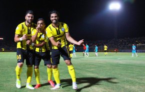 خسارة استقلال طهران أمام بارس جم 0-1