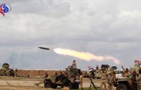 مدفعية الحشد تدك أهدافا داعشية على الحدود مع سوريا