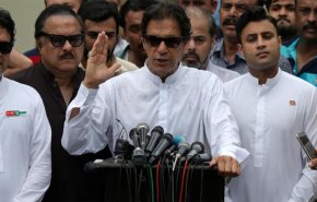 عمران خان: سأثير قضية الاساءة للاسلام في الامم المتحدة