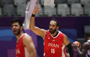 ايران تبلغ نهائي كرة السلة بـ 