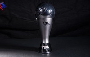 صلاح ينافس رونالدو ومودريتش على جائزة أفضل لاعب