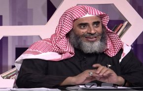 تدهور صحة الداعية عوض القرني في السجون السعودية