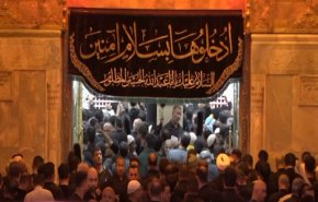 زوار الامام الحسين (ع) يتدفقون ليلا ونهارا الى كربلاء