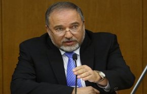 ليبرمن يؤكد استعداد الكيان الصهيوني لإعادة فتح معبر الجولان مع سوريا
