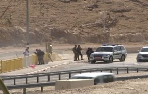 بالفيديو....الاحتلال يفرض طوقا امنيا على الخان الاحمر استعدادا لهدمه 
