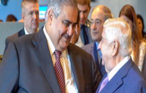 شاهد المصافحة الحارة بين وزيري خارجية سوريا والبحرين! 