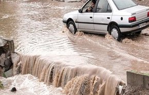 امطار غزيرة تؤدي لسيول بـ 