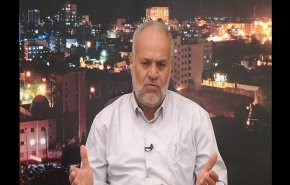 شاهد.. كيف يعامل محمود عباس الفلسطينيين؟