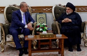 أوغلو يبحث مع الصدر الأوضاع في العراق والمنطقة