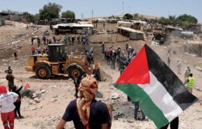 شاهد.. الإرادة الفلسطينية تنتصر في الخان الأحمر ولو مؤقتا