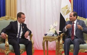 مدفيديف والسيسي يبحثان تطوير التعاون الاقتصادي