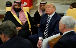 ترامب يتاجر بدم 